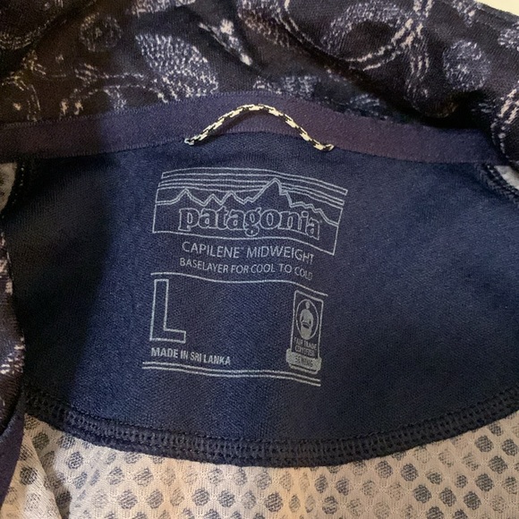 Women’s Patagonia Capilene long sleeve quarter zip EUC - Picture 3 of 4